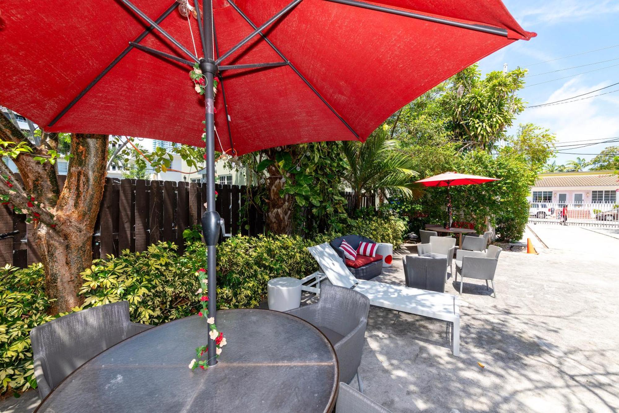 Sunny Days Apartments Miami Beach Luaran gambar