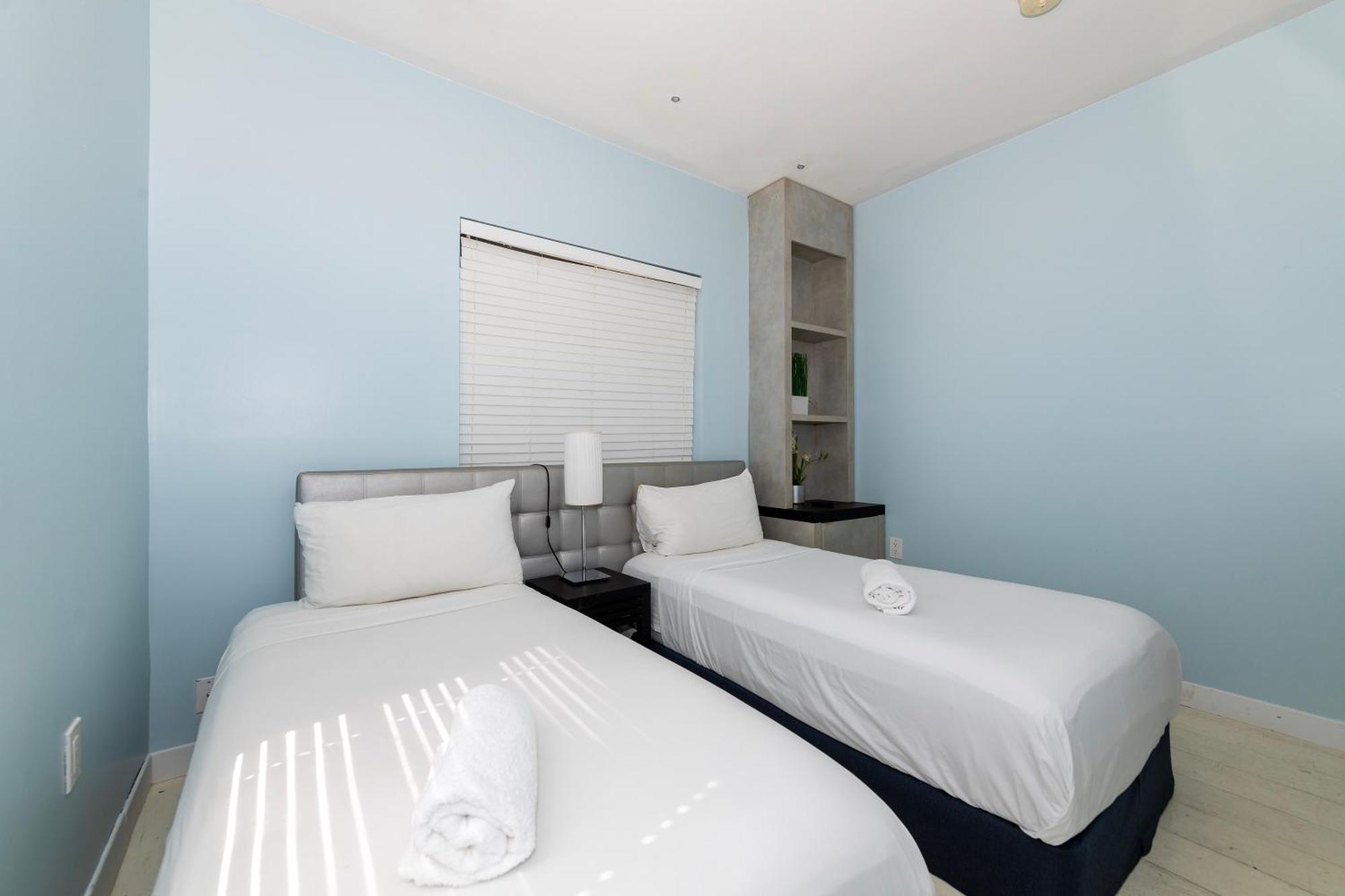 Sunny Days Apartments Miami Beach Luaran gambar